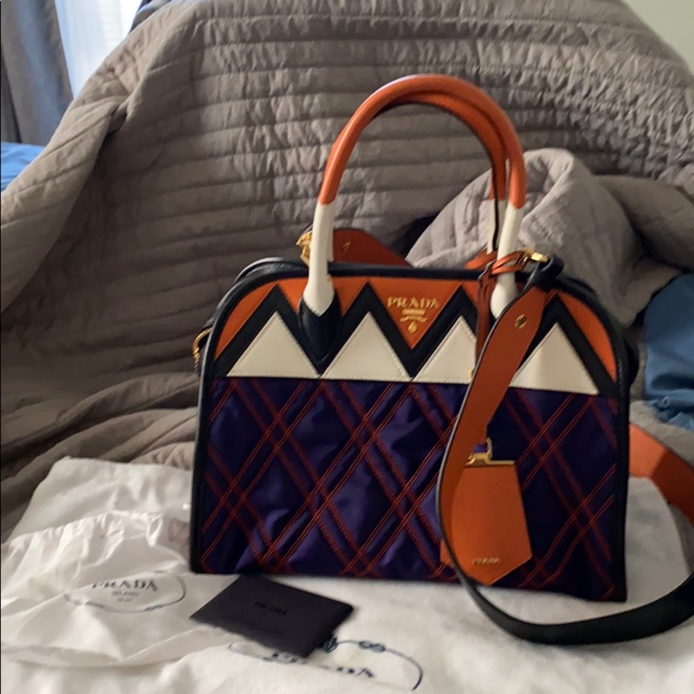 Prada top handle - Picture 1 of 8